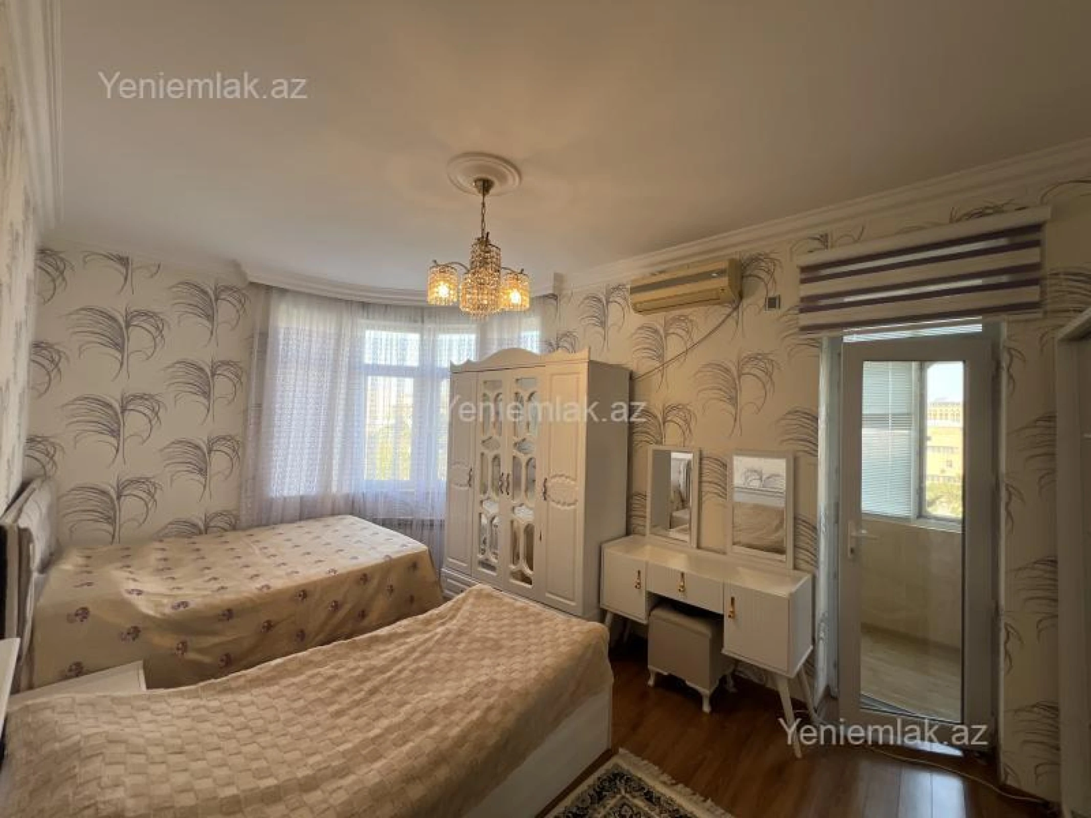 Satılır 4 otaqlı yeni tikili 183 m²