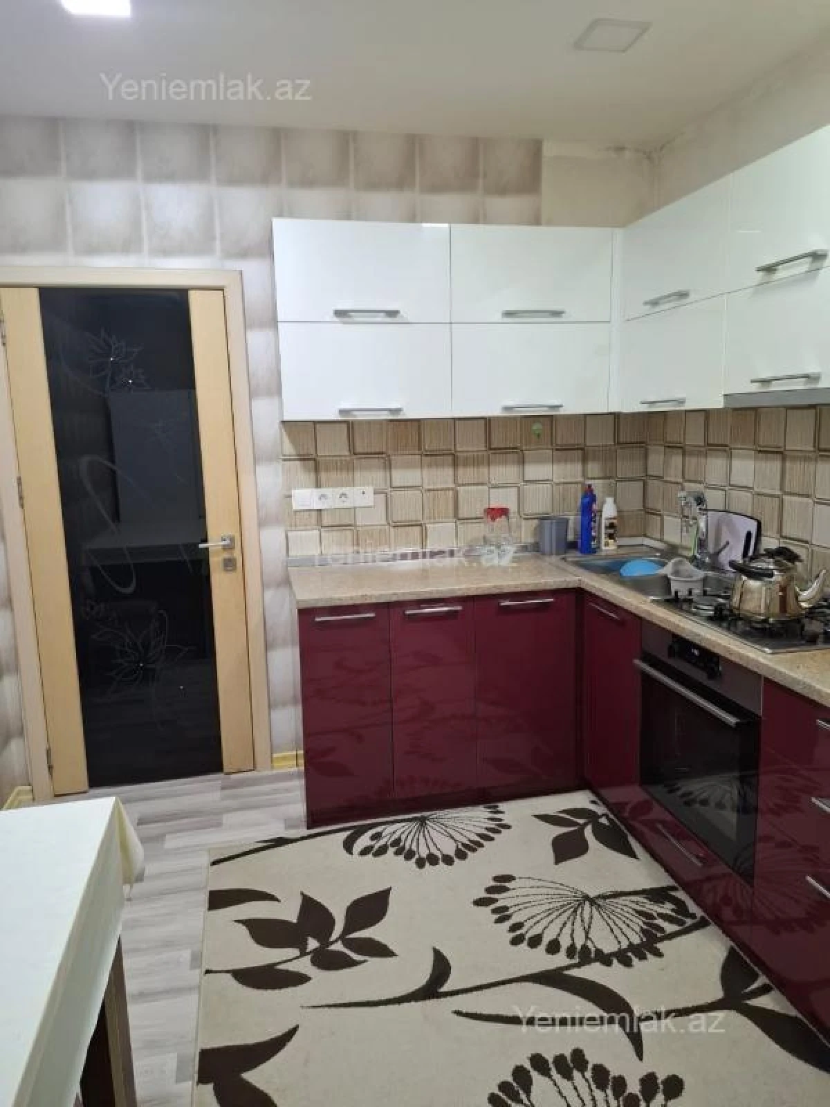 Satılır 3 otaqlı köhnə tikili 85 m²
