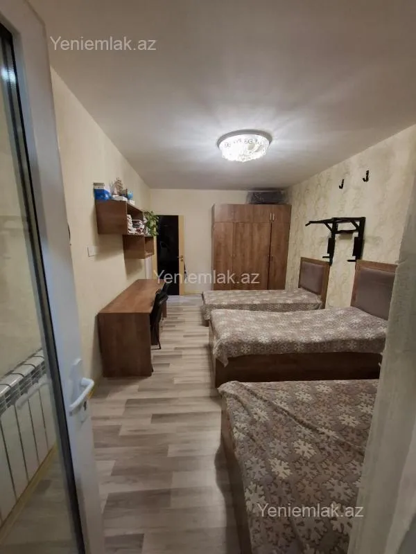 Satılır 3 otaqlı köhnə tikili 85 m²
