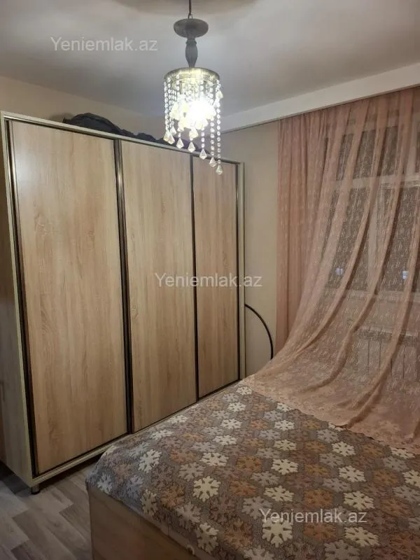 Satılır 3 otaqlı köhnə tikili 85 m²