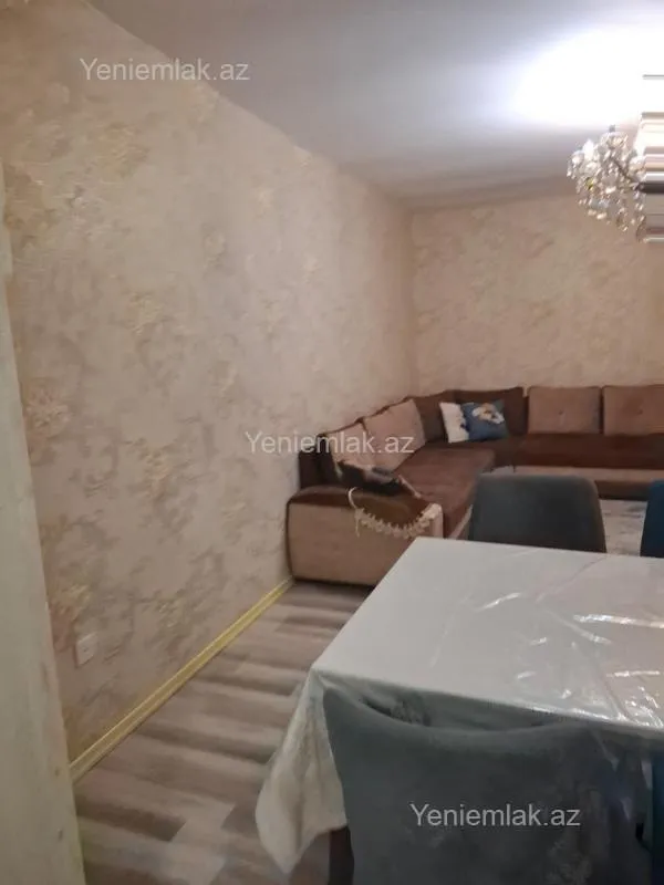 Satılır 3 otaqlı köhnə tikili 85 m²