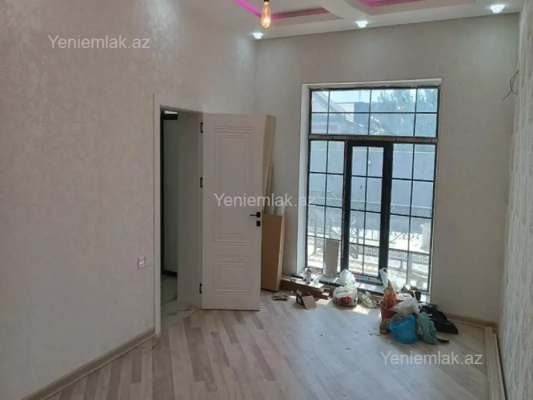 Satılır 4 otaqlı həyət evi 180 m²