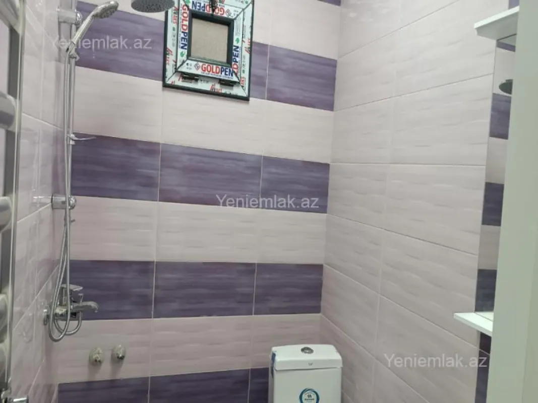 Satılır 4 otaqlı həyət evi 180 m²
