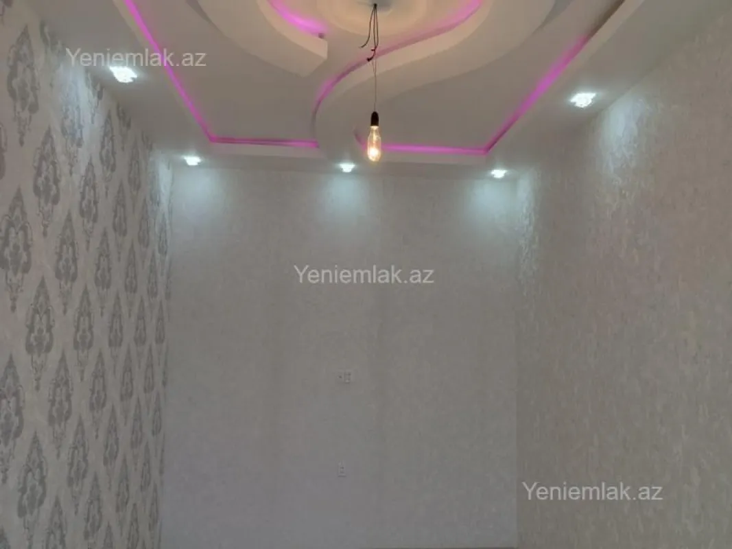 Satılır 4 otaqlı həyət evi 180 m²