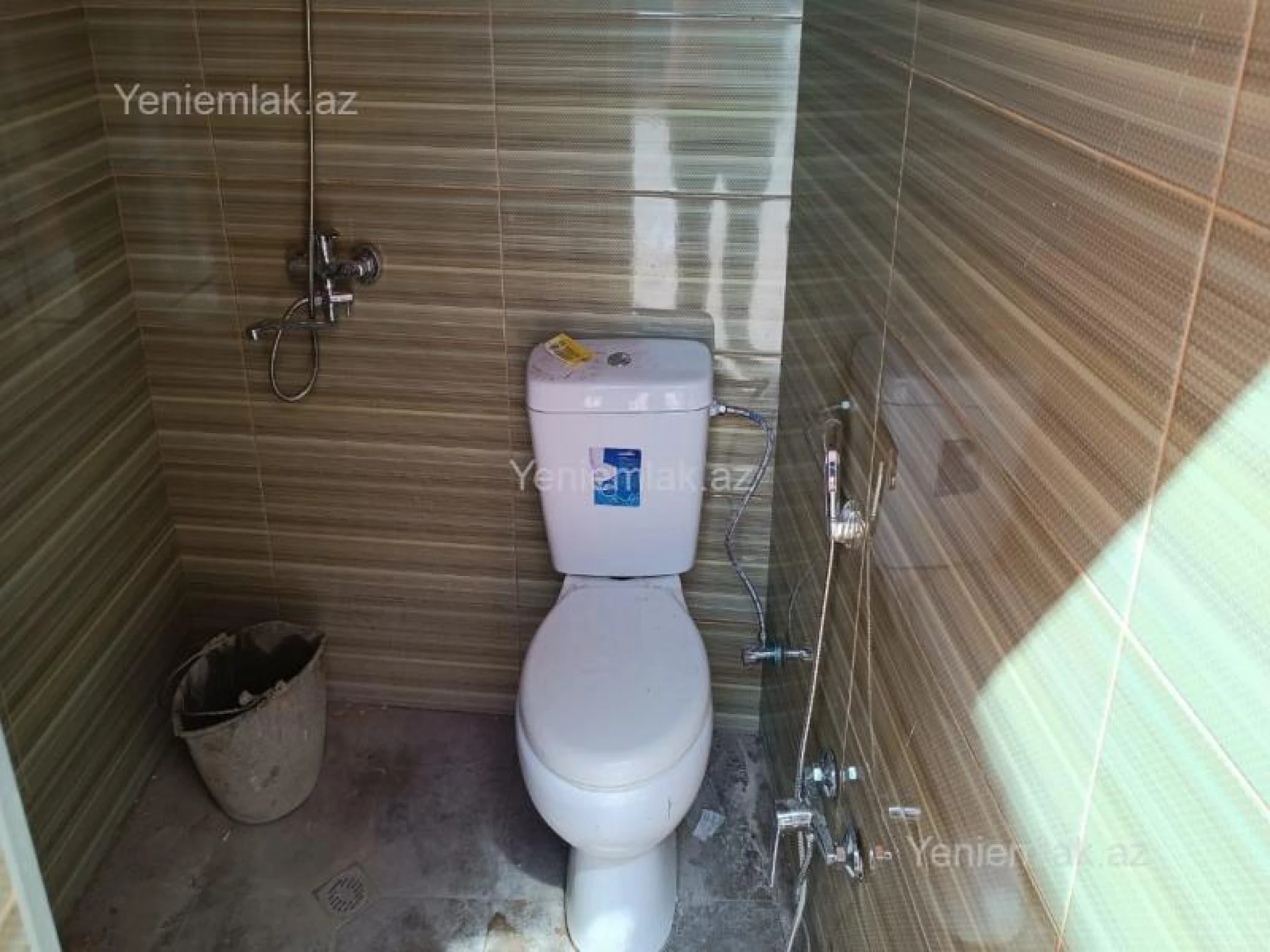 Satılır 5 otaqlı həyət evi 100 m²