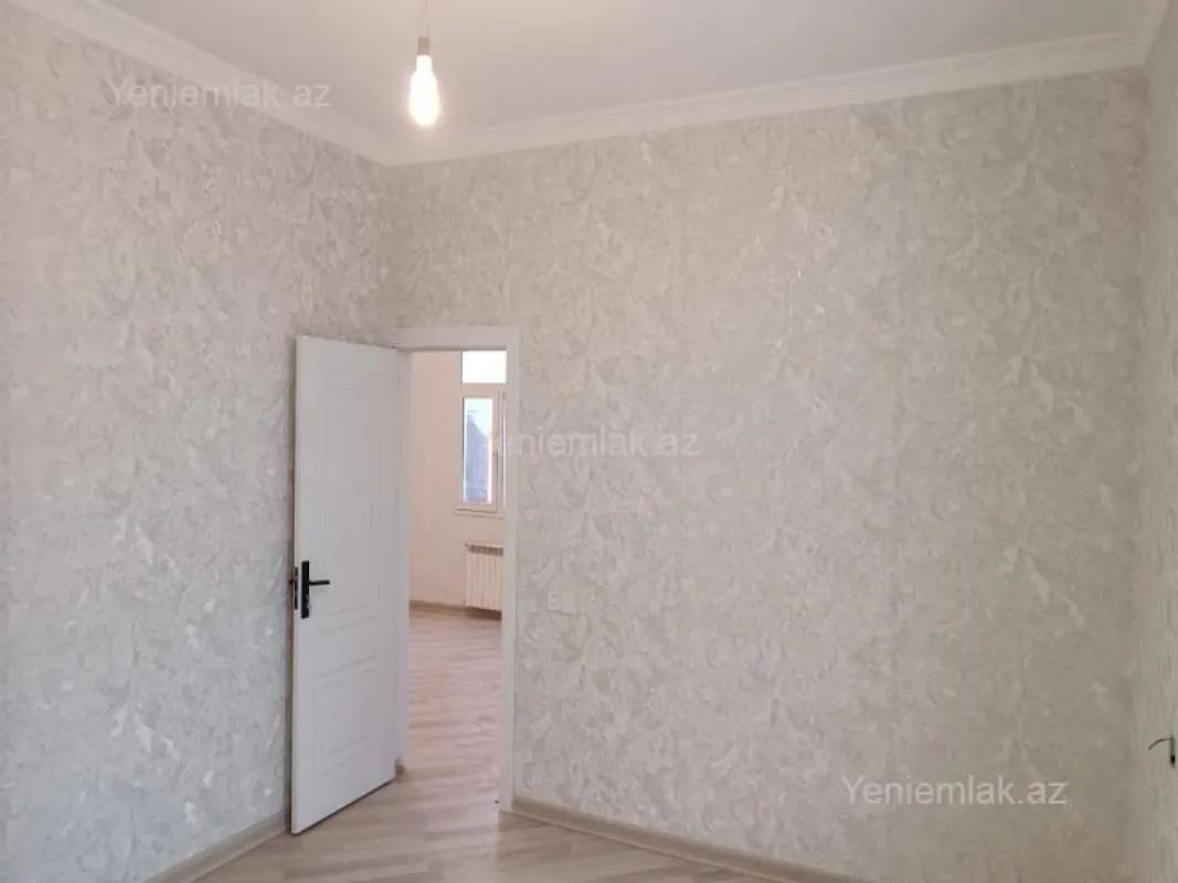 Satılır 5 otaqlı həyət evi 100 m²