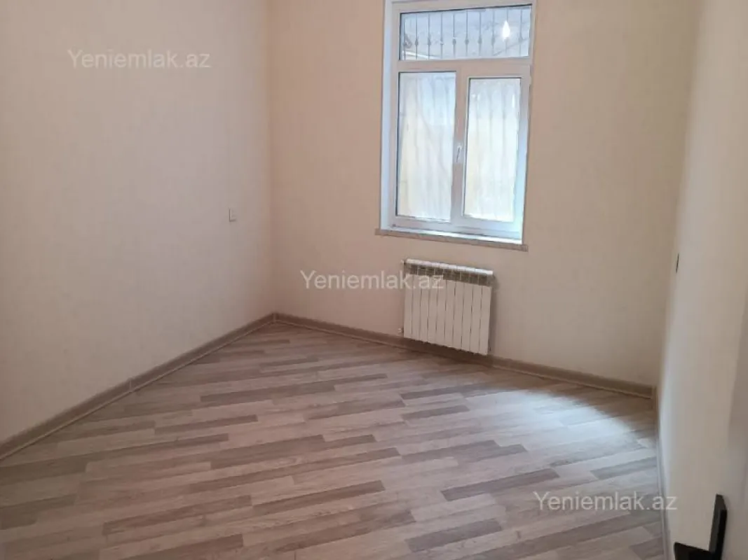Satılır 5 otaqlı həyət evi 100 m²