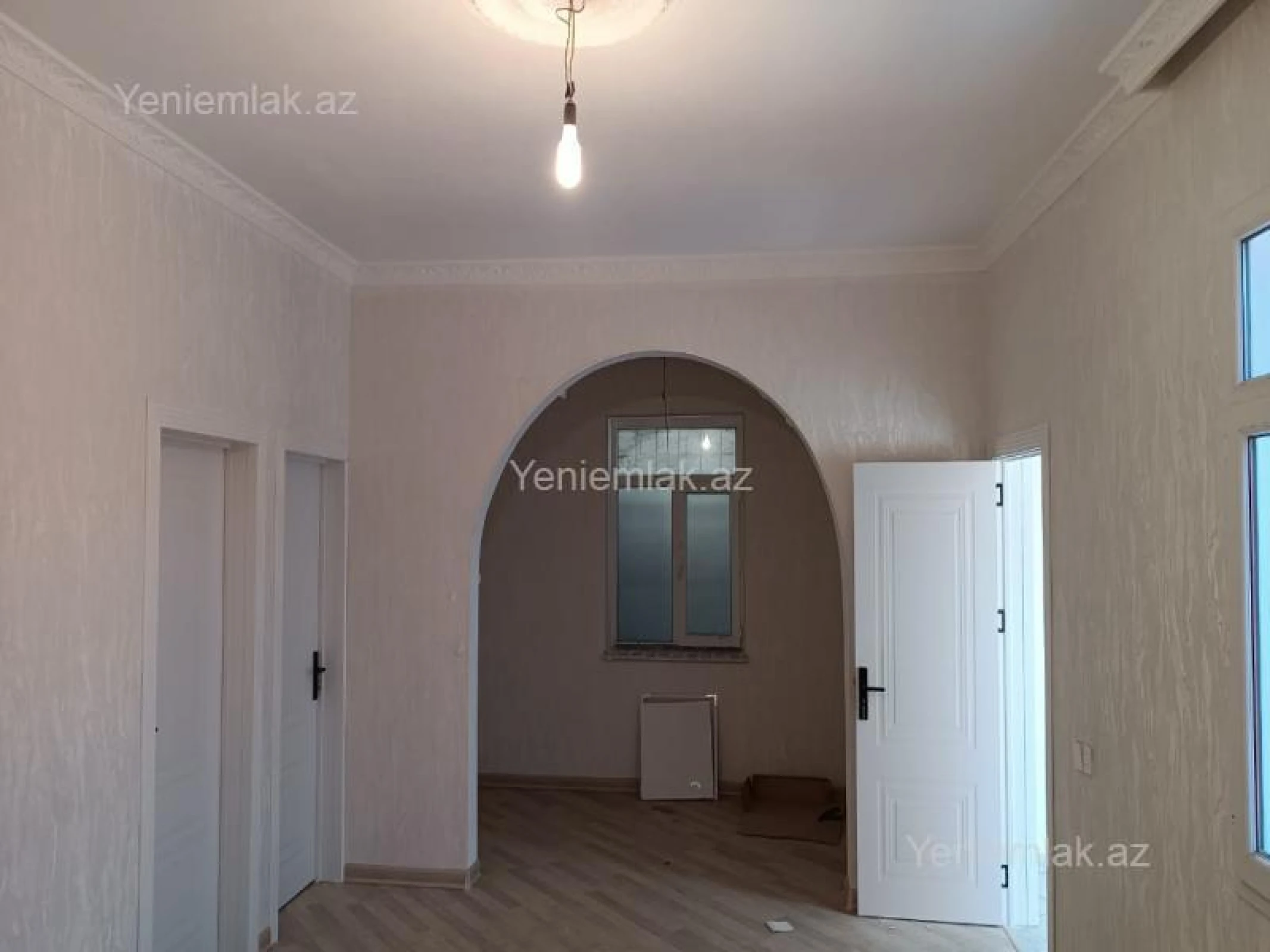 Satılır 5 otaqlı həyət evi 100 m²