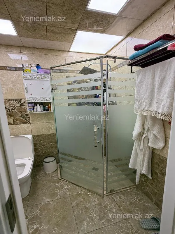 Satılır 3 otaqlı yeni tikili 70 m²