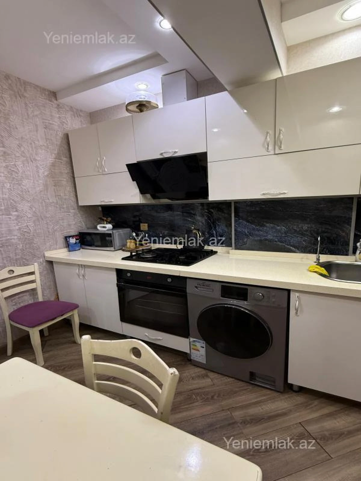 Satılır 3 otaqlı yeni tikili 70 m²