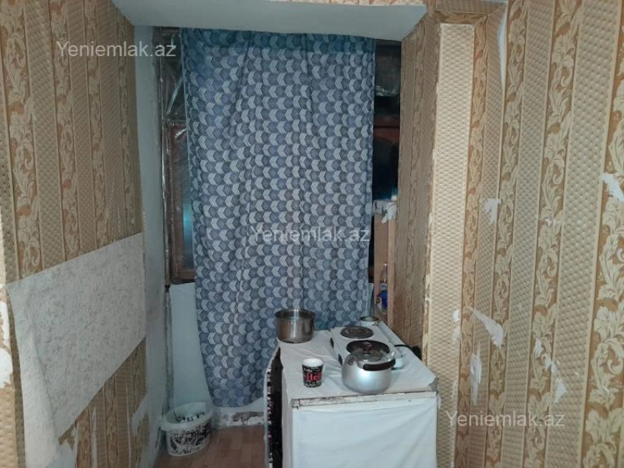 Satılır 1 otaqlı köhnə tikili 21 m²