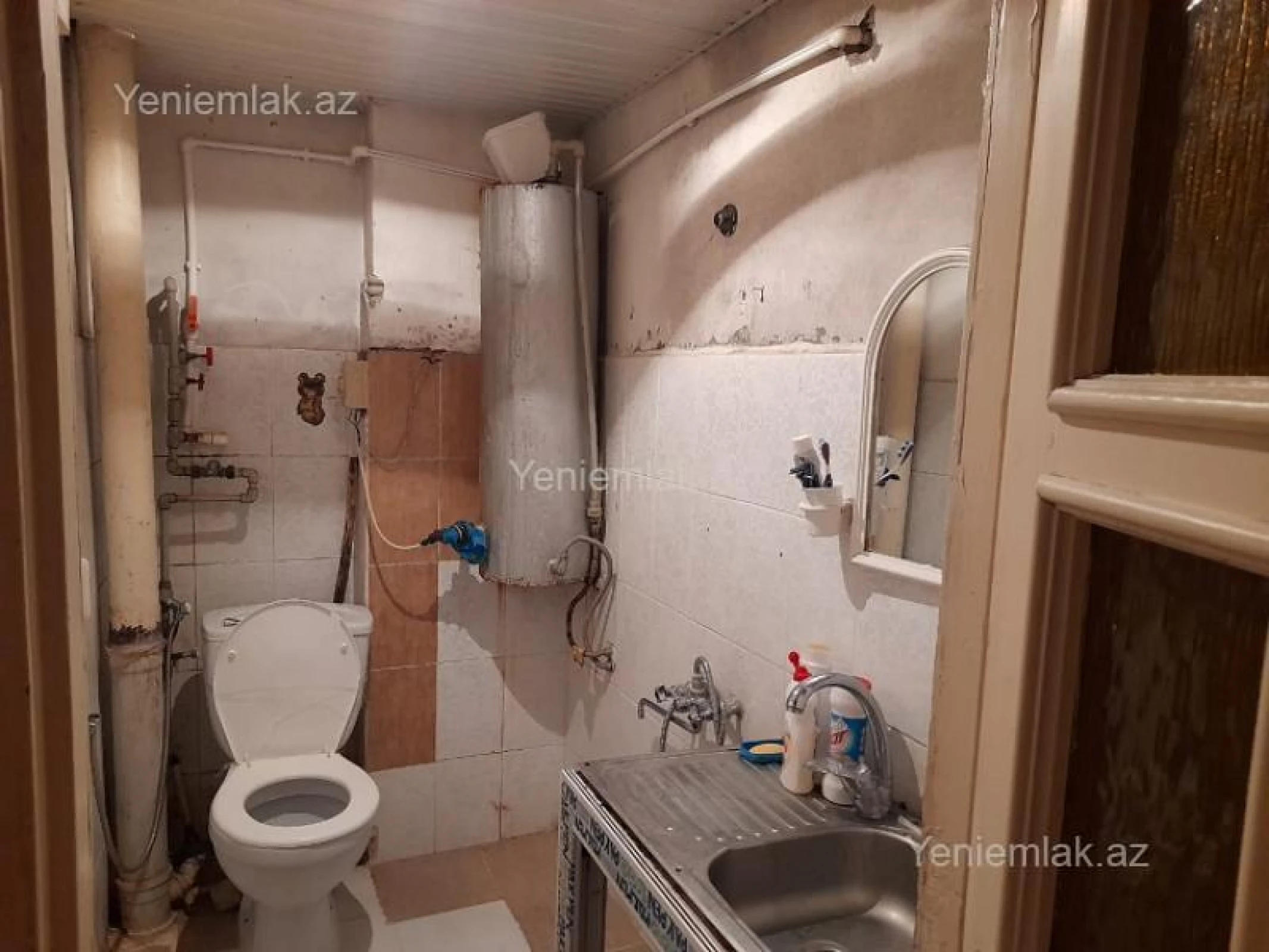 Satılır 1 otaqlı köhnə tikili 21 m²