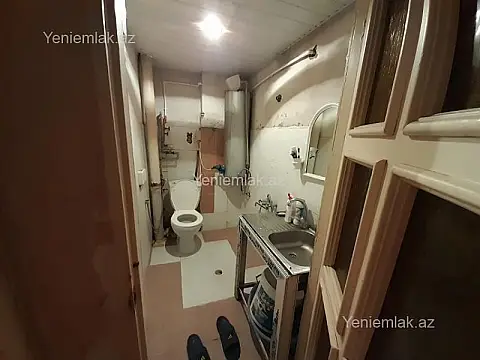 Satılır 1 otaqlı köhnə tikili 21 m²
