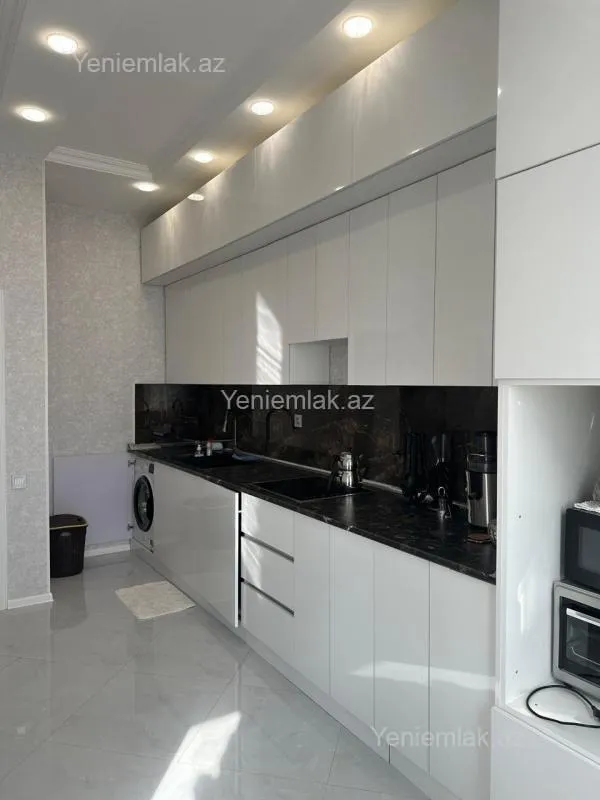 Satılır 3 otaqlı yeni tikili 94 m²