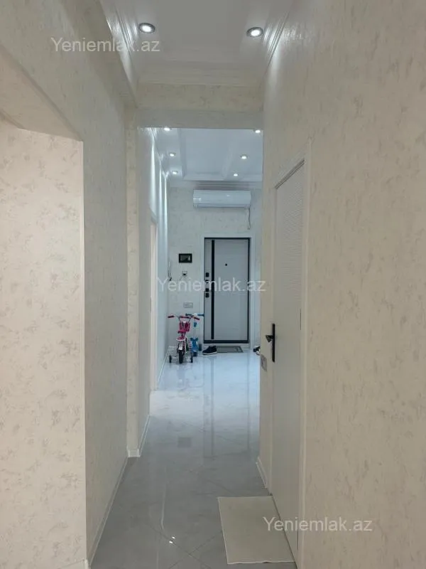 Satılır 3 otaqlı yeni tikili 94 m²