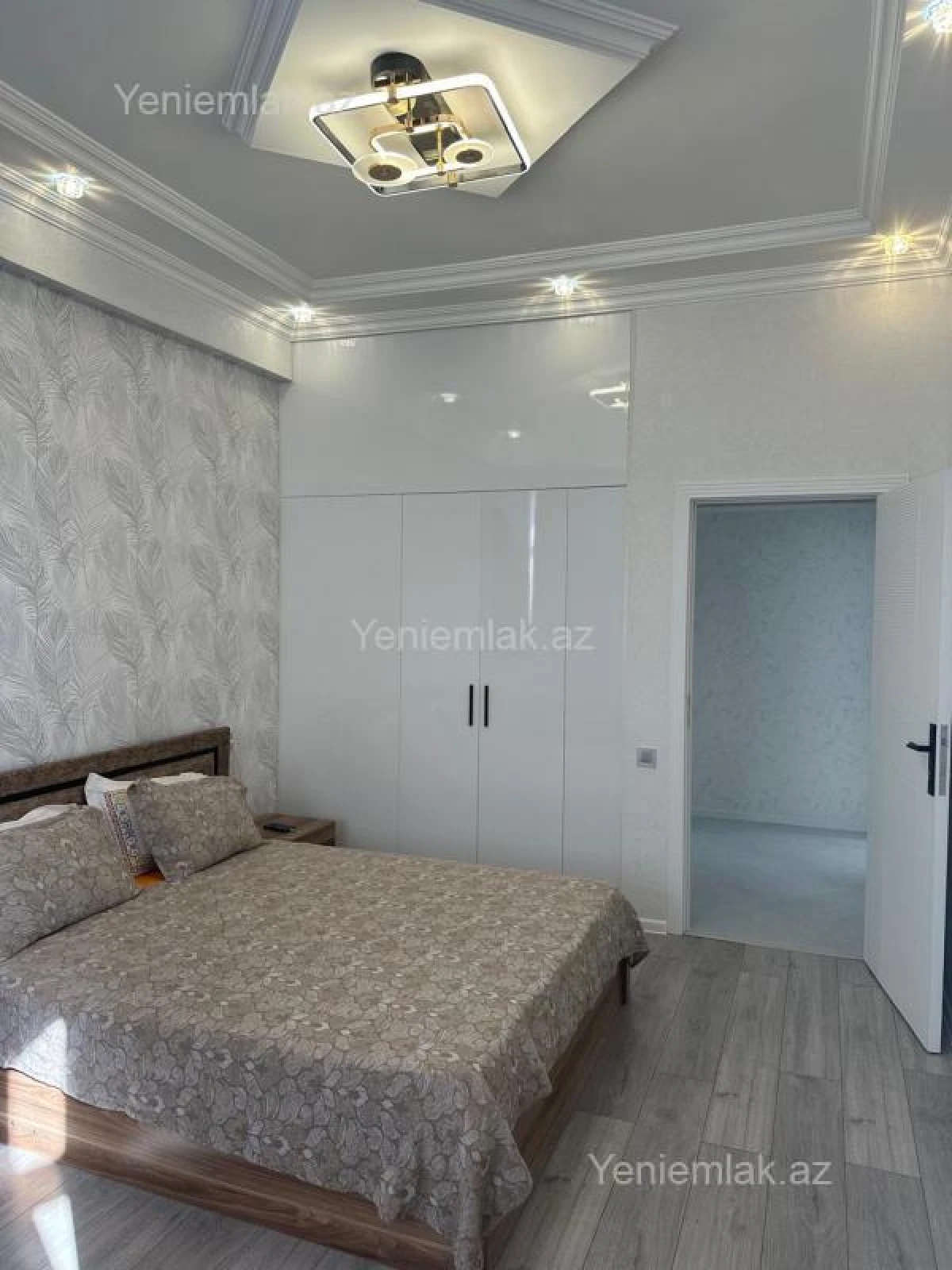 Satılır 3 otaqlı yeni tikili 94 m²