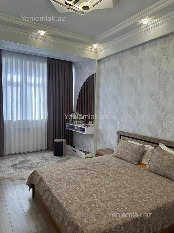 Satılır 3 otaqlı yeni tikili 94 m²