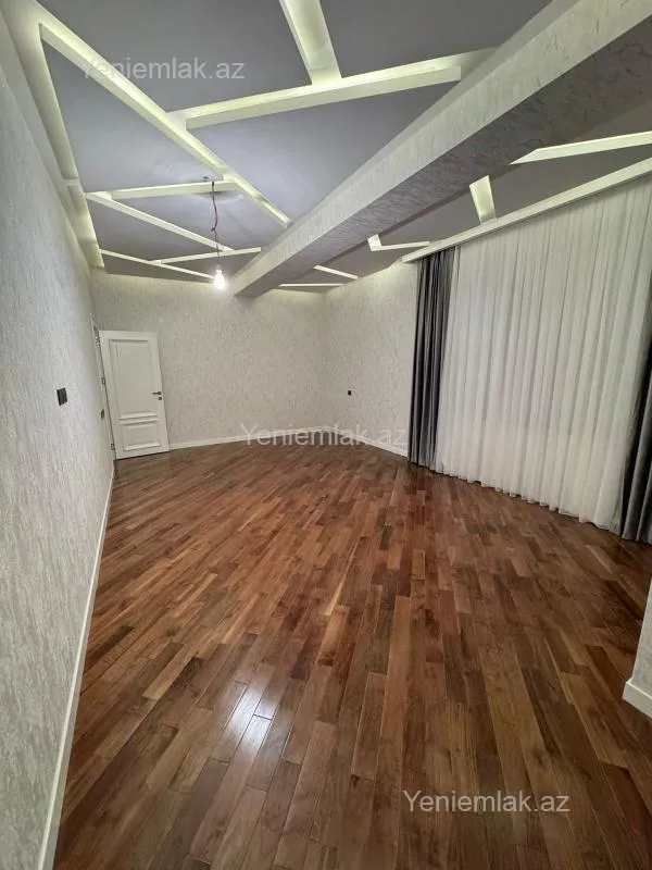 Satılır 4 otaqlı yeni tikili 140 m²