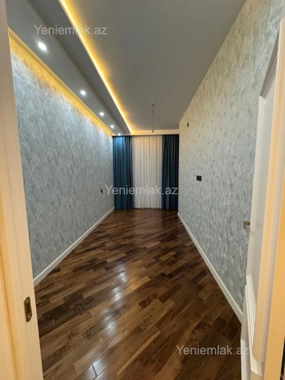 Satılır 4 otaqlı yeni tikili 140 m²