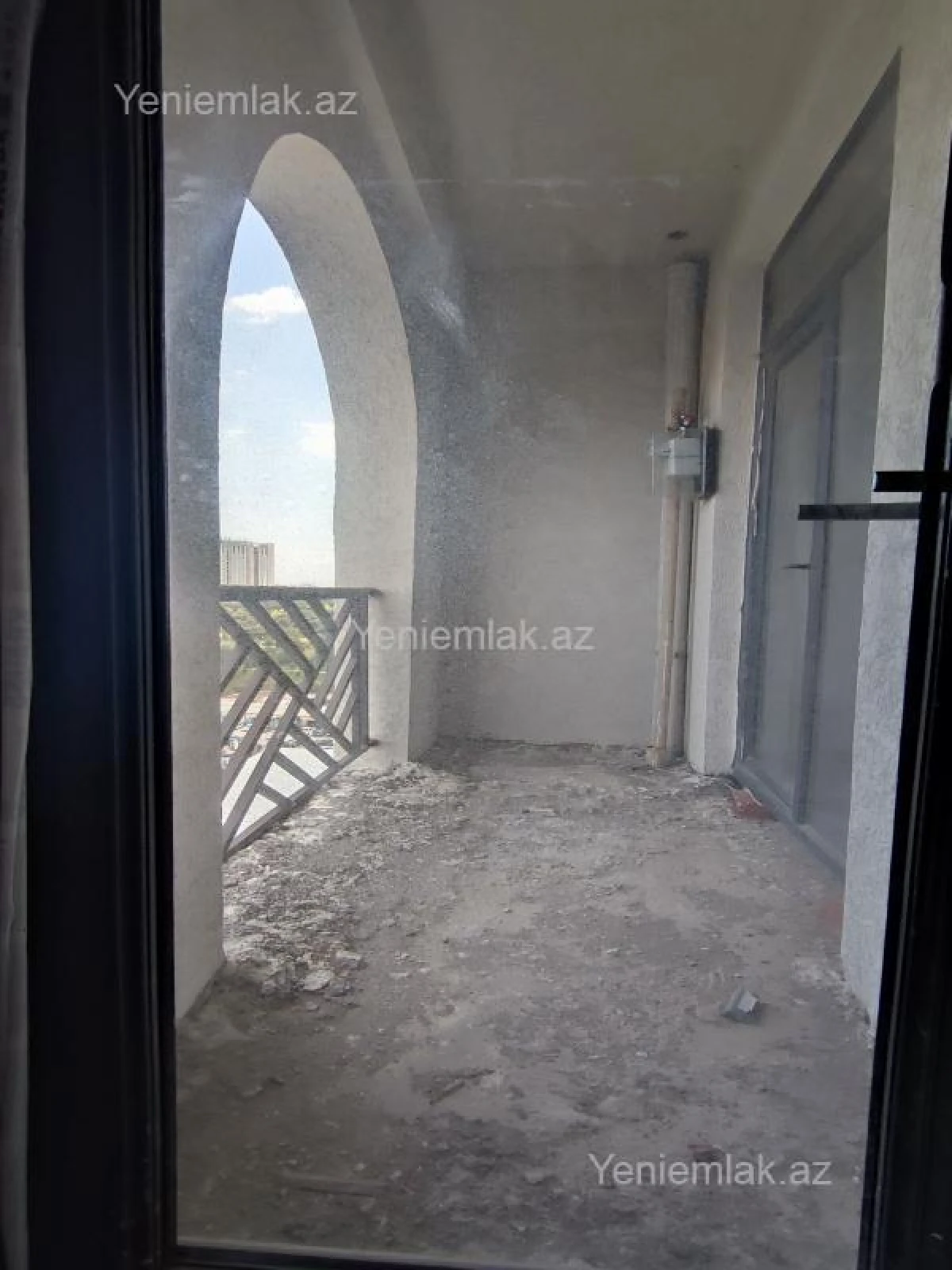 Satılır 2 otaqlı yeni tikili 82 m²