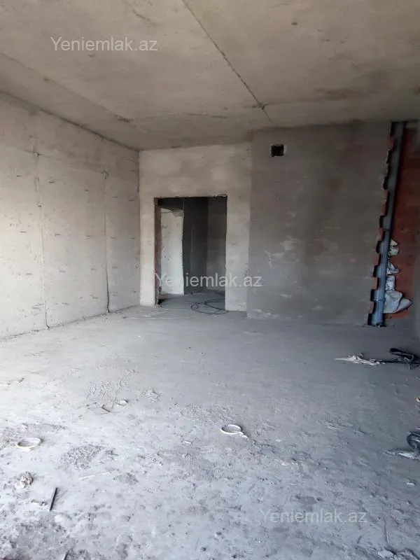 Satılır 2 otaqlı yeni tikili 82 m²