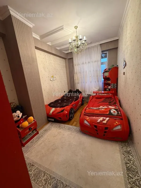 Satılır 3 otaqlı köhnə tikili 102 m²