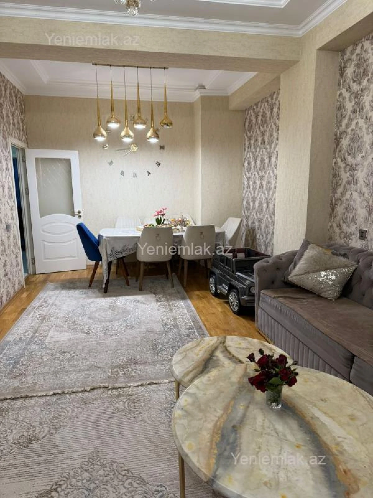 Satılır 3 otaqlı köhnə tikili 102 m²