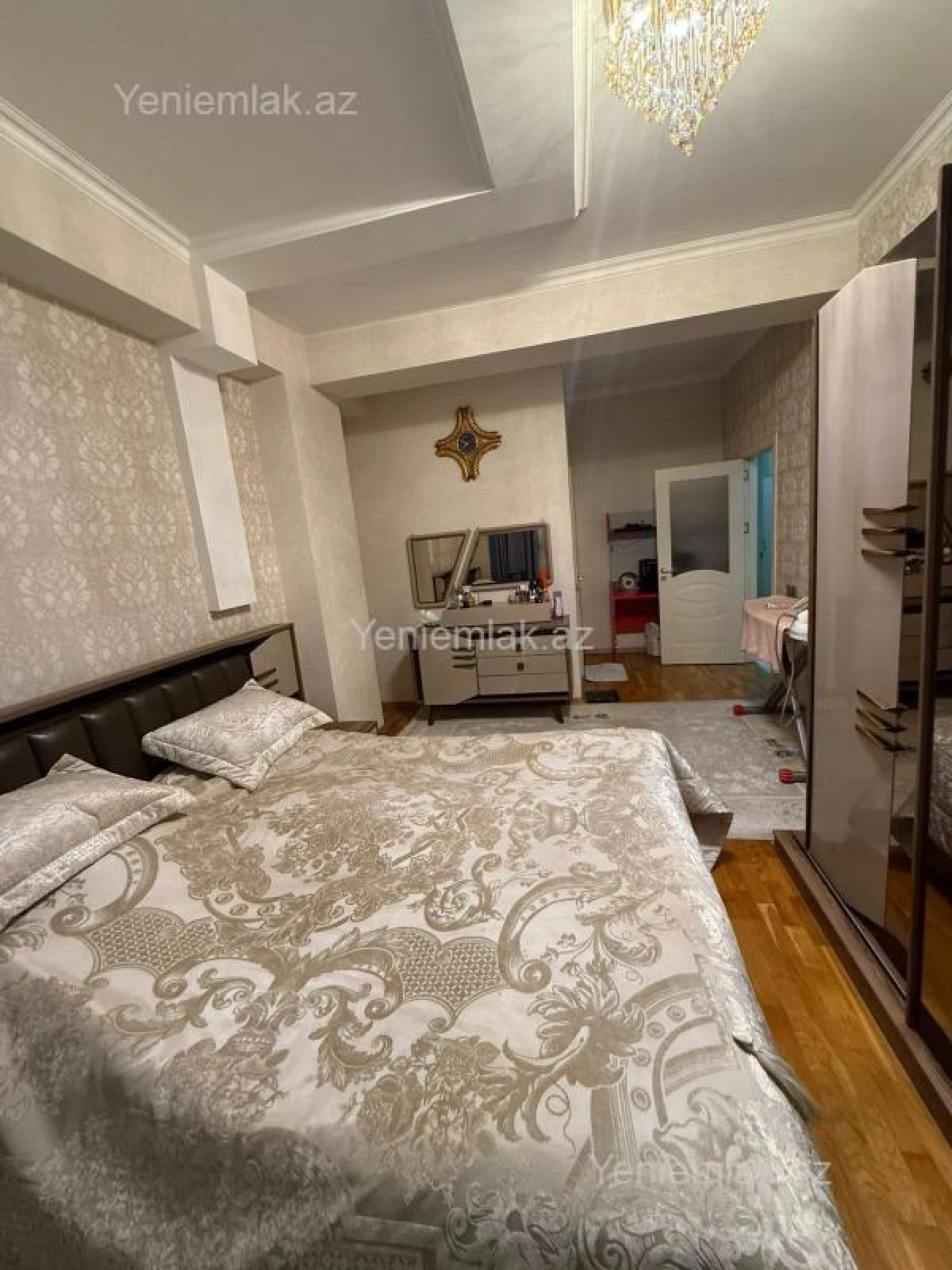 Satılır 3 otaqlı köhnə tikili 102 m²