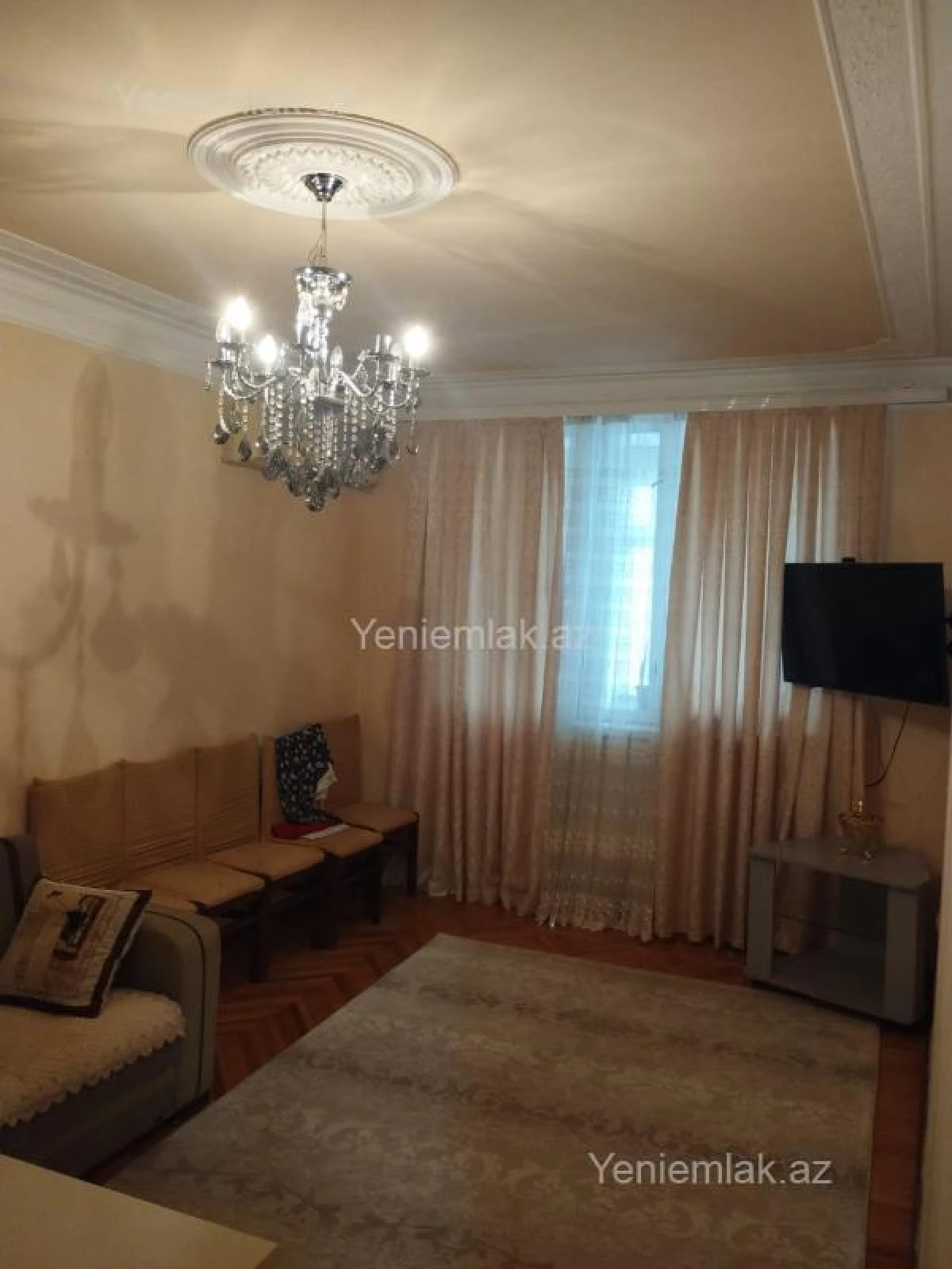 Satılır 3 otaqlı köhnə tikili 74 m²