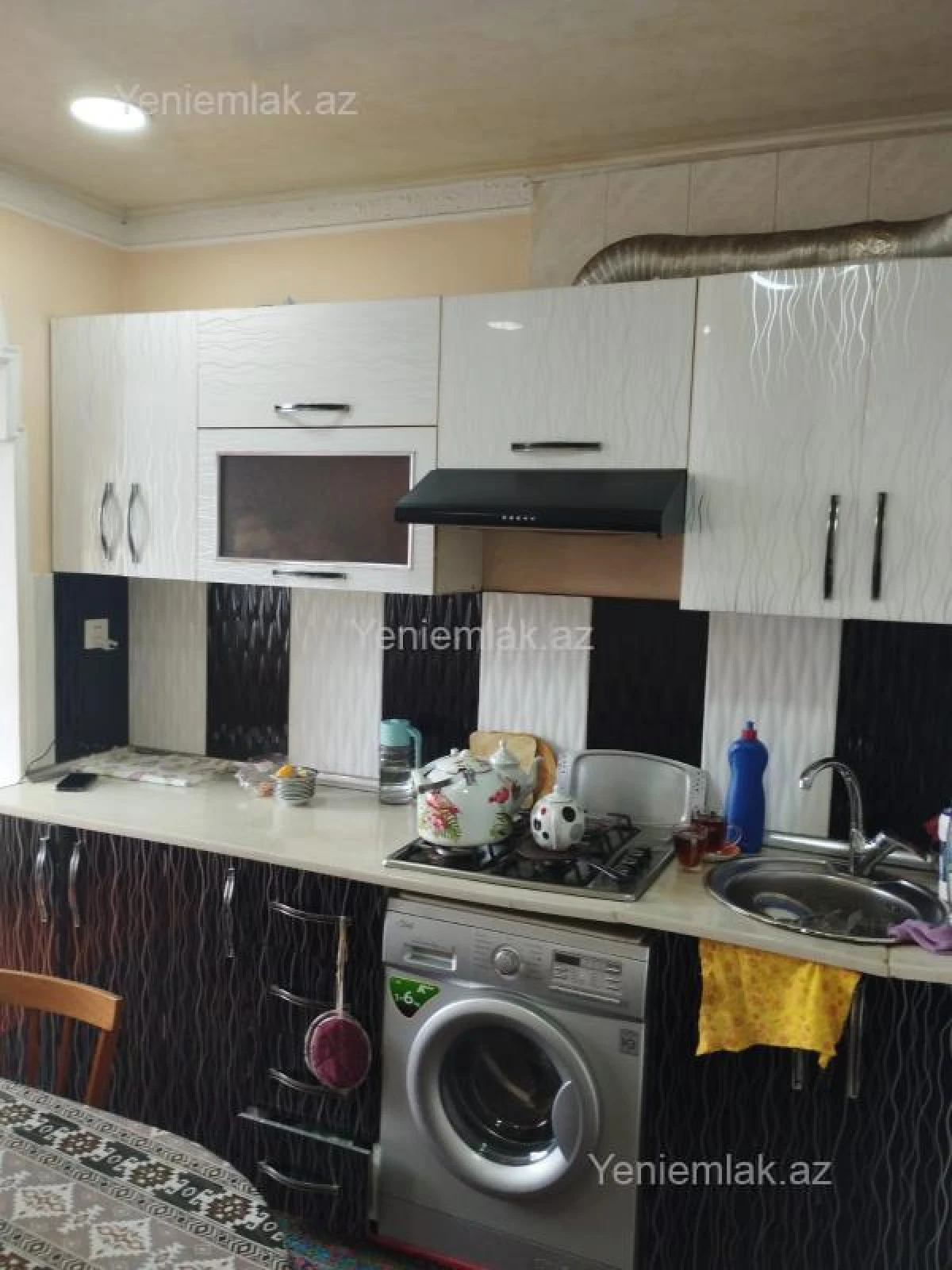 Satılır 3 otaqlı köhnə tikili 74 m²