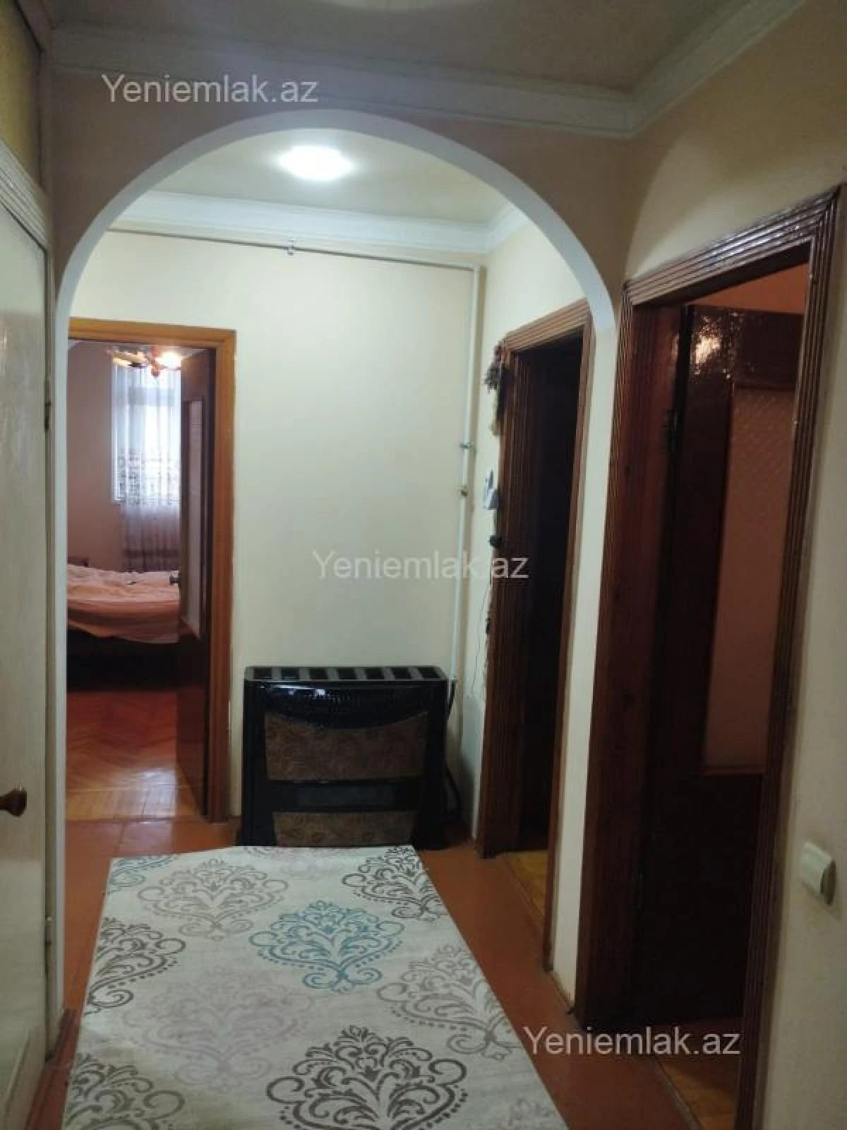 Satılır 3 otaqlı köhnə tikili 74 m²