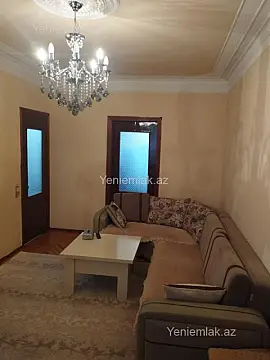 Satılır 3 otaqlı köhnə tikili 74 m²