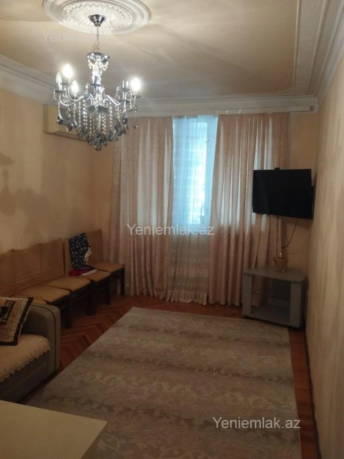 Satılır 3 otaqlı köhnə tikili 74 m²