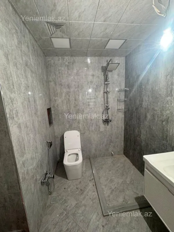 Satılır 3 otaqlı yeni tikili 88 m²