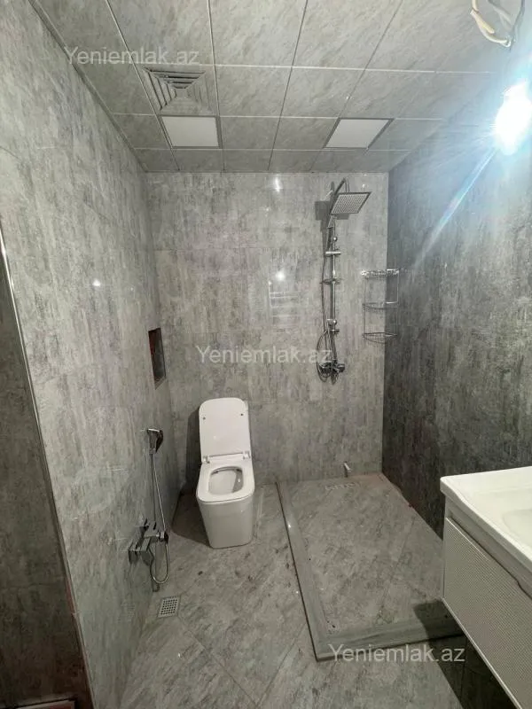 Satılır 3 otaqlı yeni tikili 88 m²