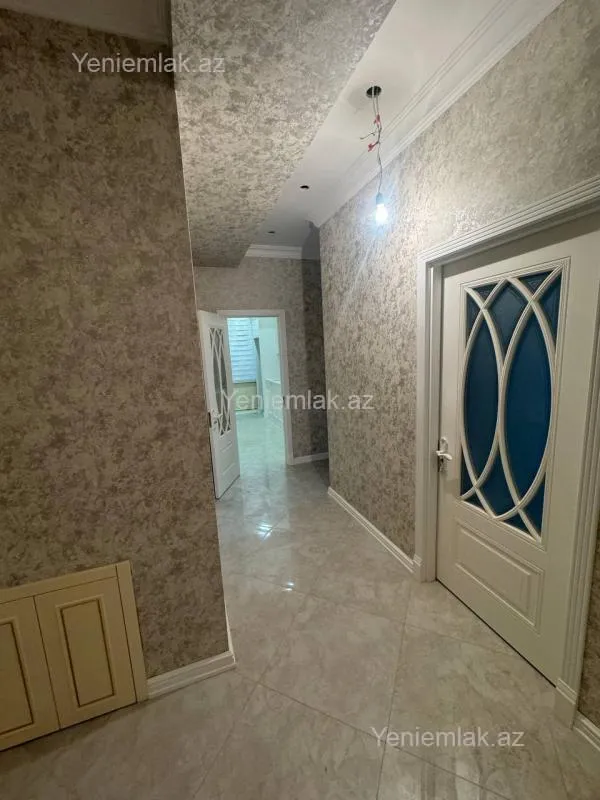 Satılır 3 otaqlı yeni tikili 88 m²