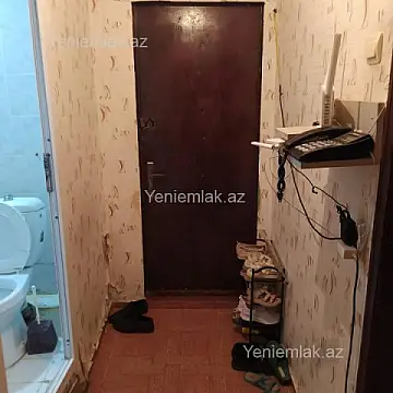 Satılır 3 otaqlı köhnə tikili 70 m²