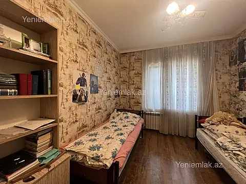 Satılır 2 otaqlı köhnə tikili 55 m²