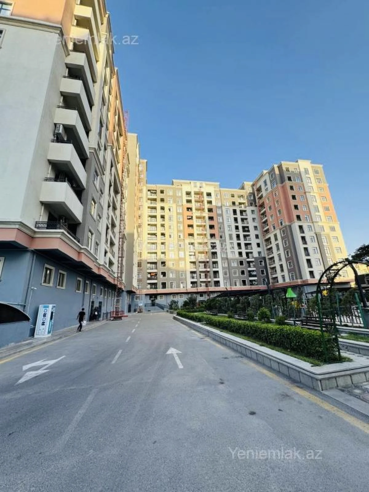 Satılır 3 otaqlı yeni tikili 93 m²