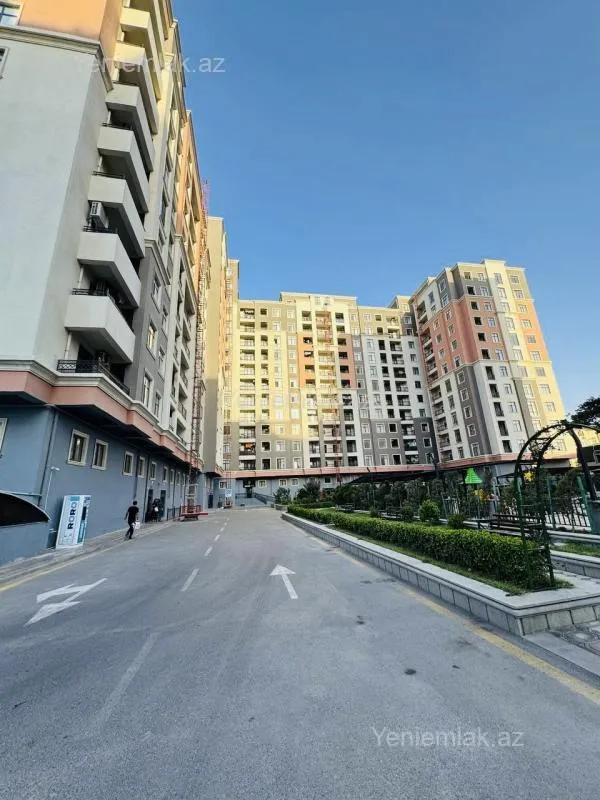 Satılır 3 otaqlı yeni tikili 93 m²