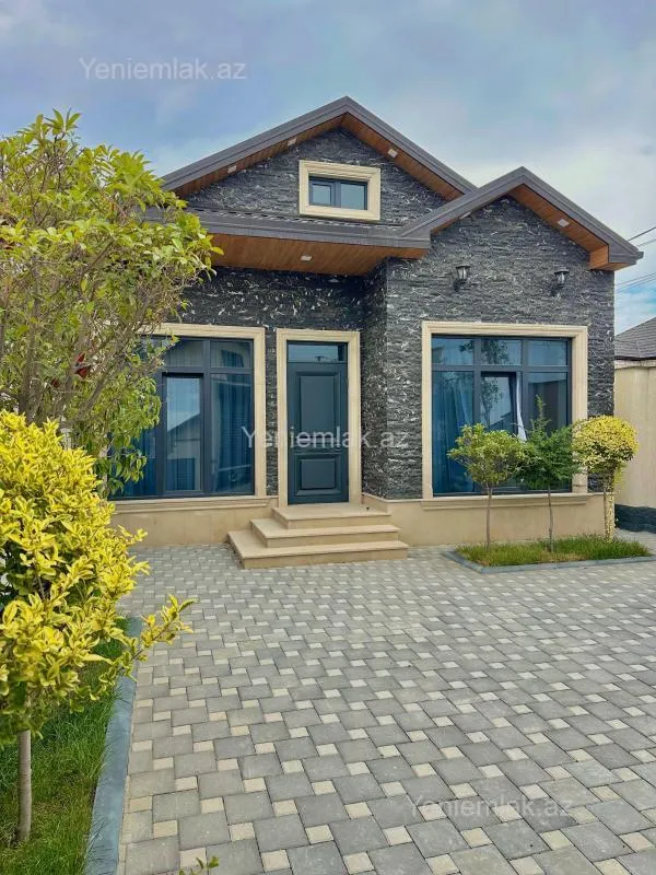 Satılır 3 otaqlı həyət evi 100 m²