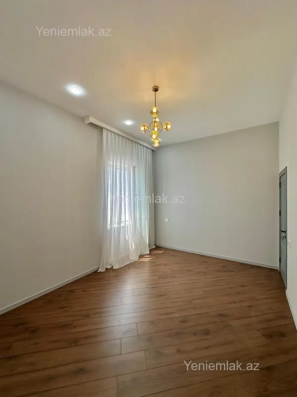 Satılır 4 otaqlı həyət evi 150 m²