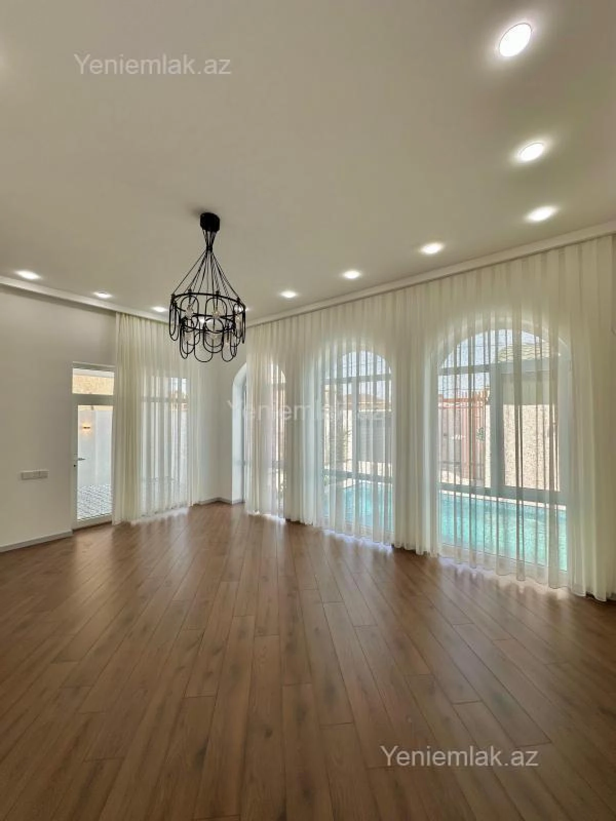 Satılır 4 otaqlı həyət evi 150 m²