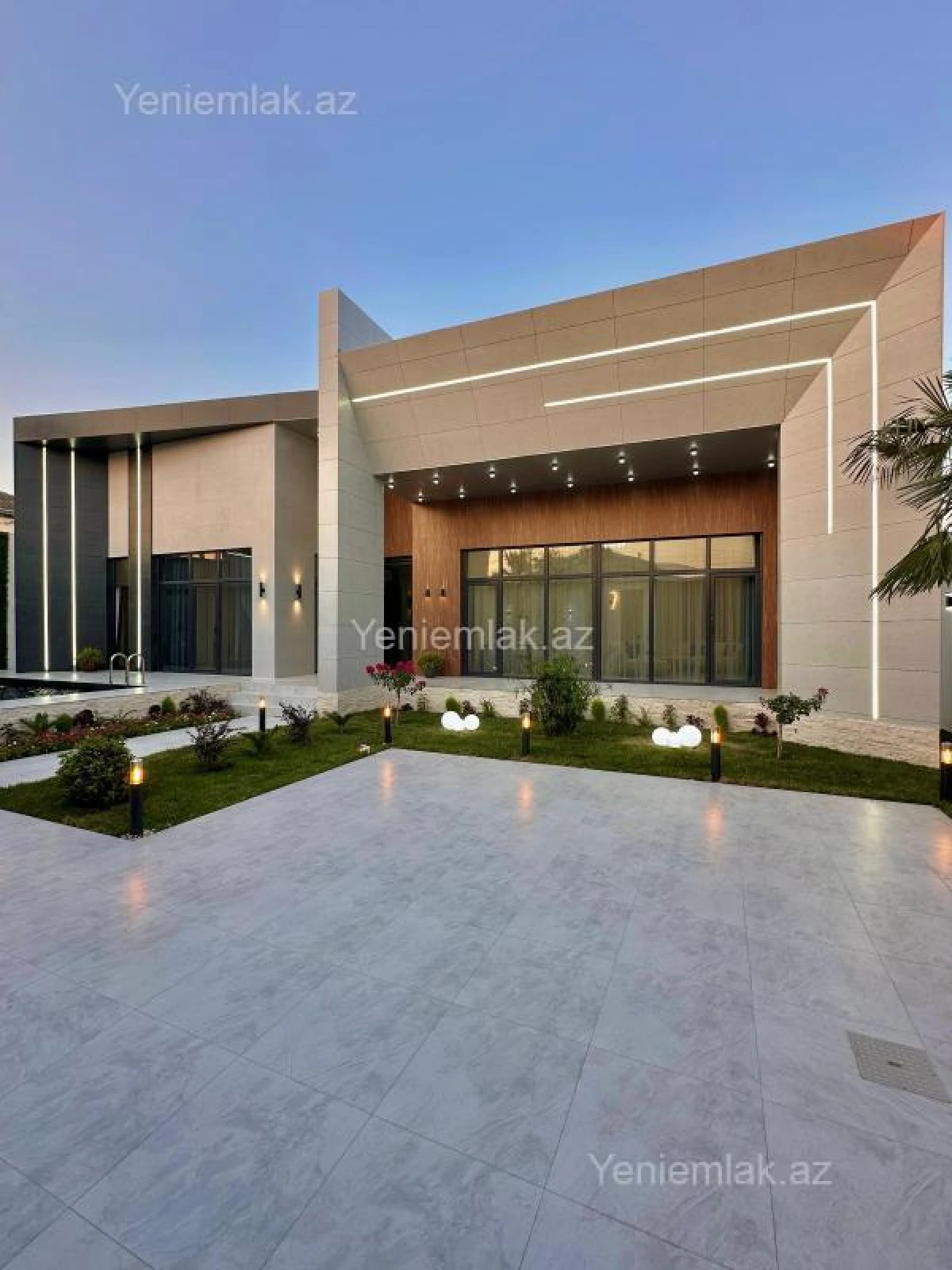 Satılır 5 otaqlı həyət evi 260 m²