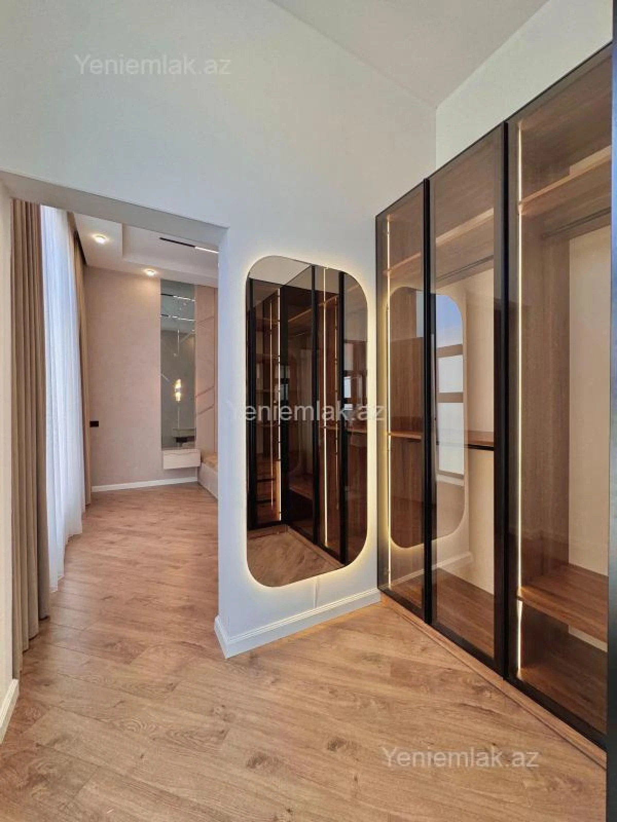 Satılır 5 otaqlı həyət evi 260 m²