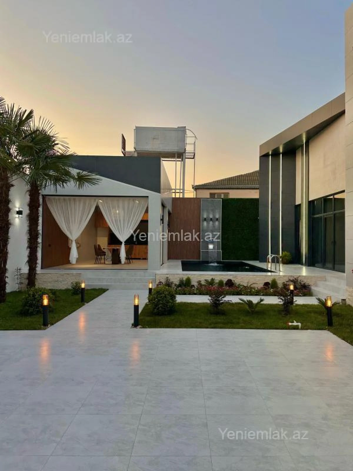 Satılır 5 otaqlı həyət evi 260 m²