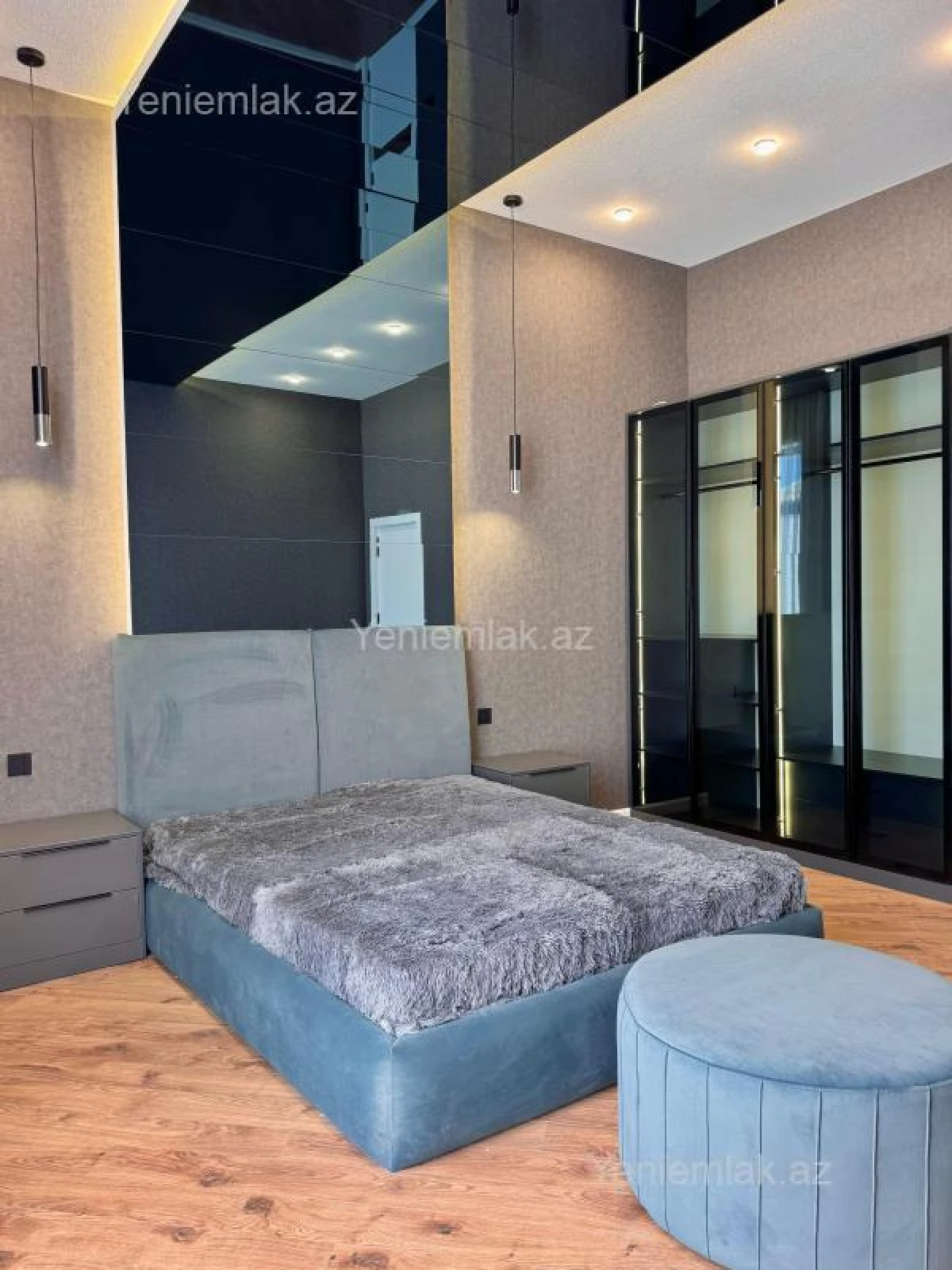 Satılır 5 otaqlı həyət evi 260 m²