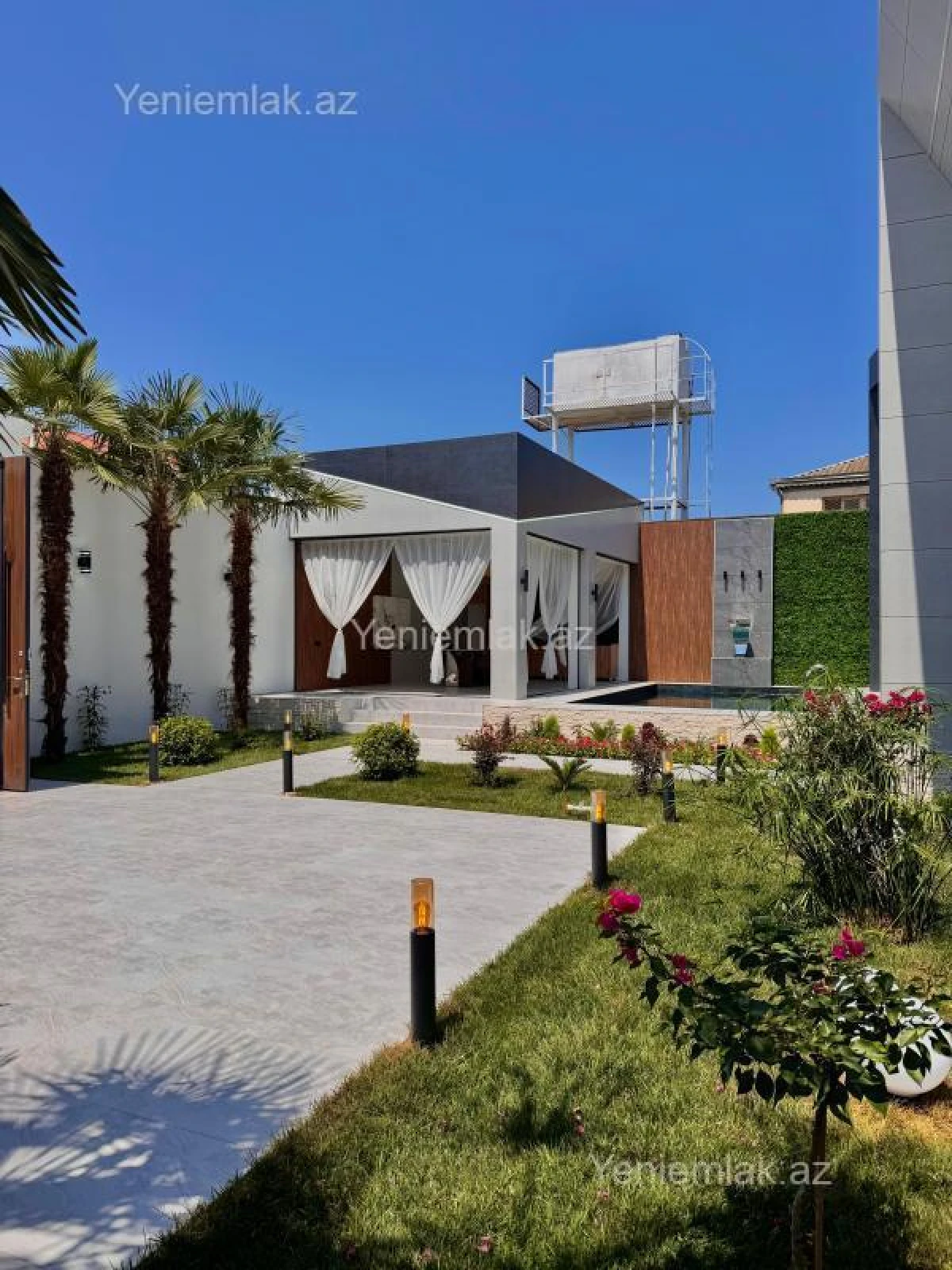 Satılır 5 otaqlı həyət evi 260 m²