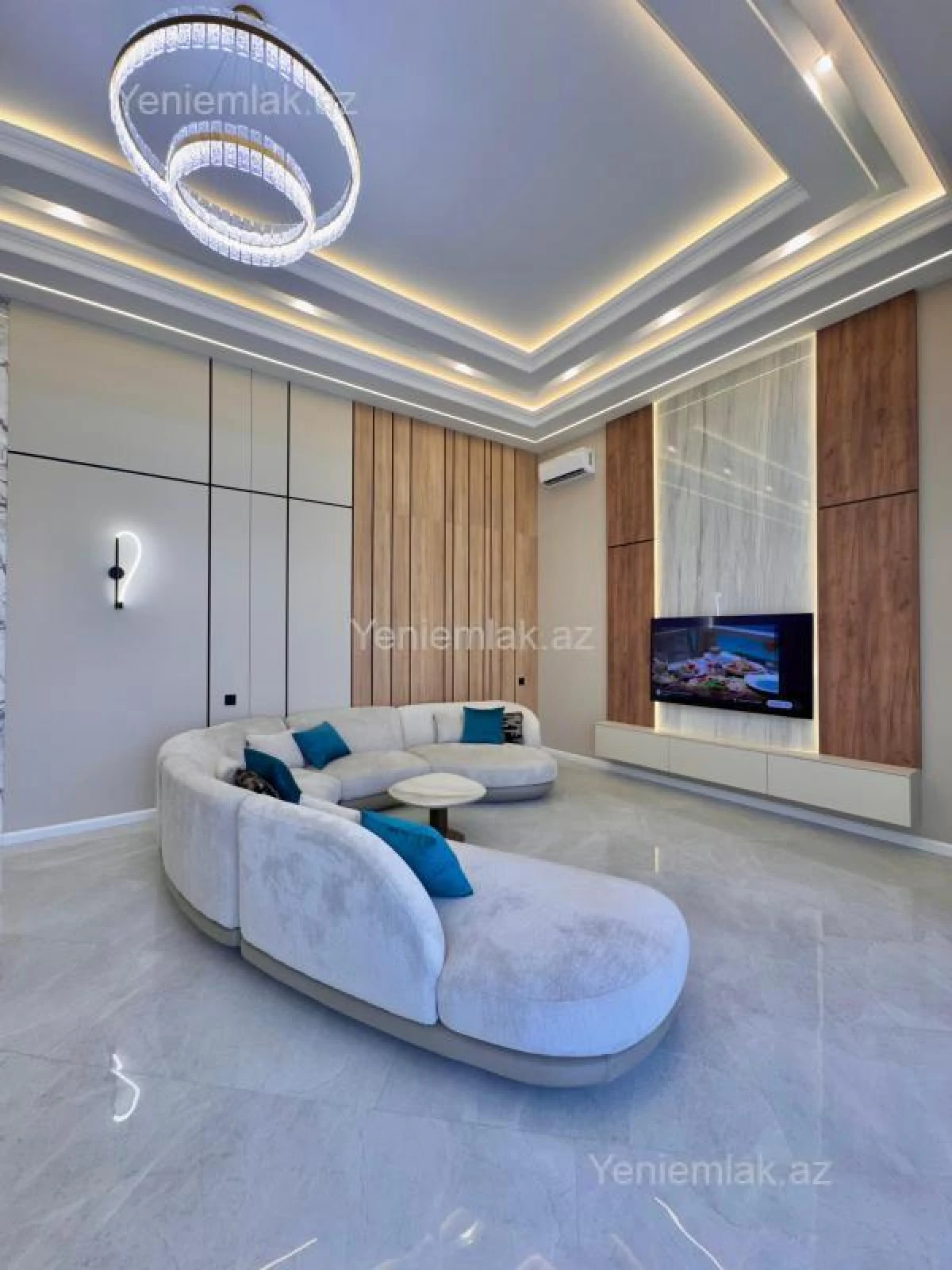 Satılır 5 otaqlı həyət evi 260 m²