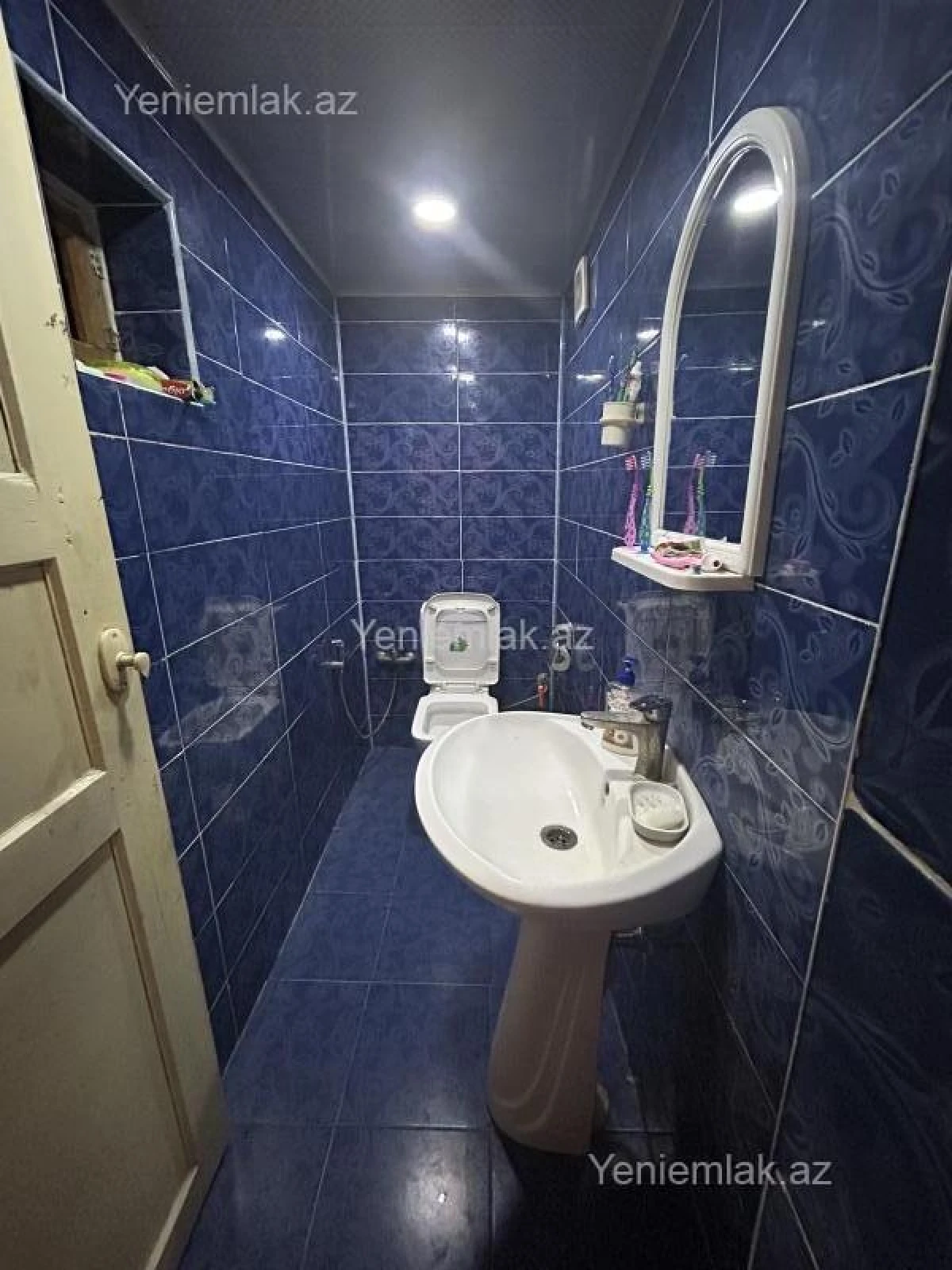 Satılır 4 otaqlı həyət evi 180 m²